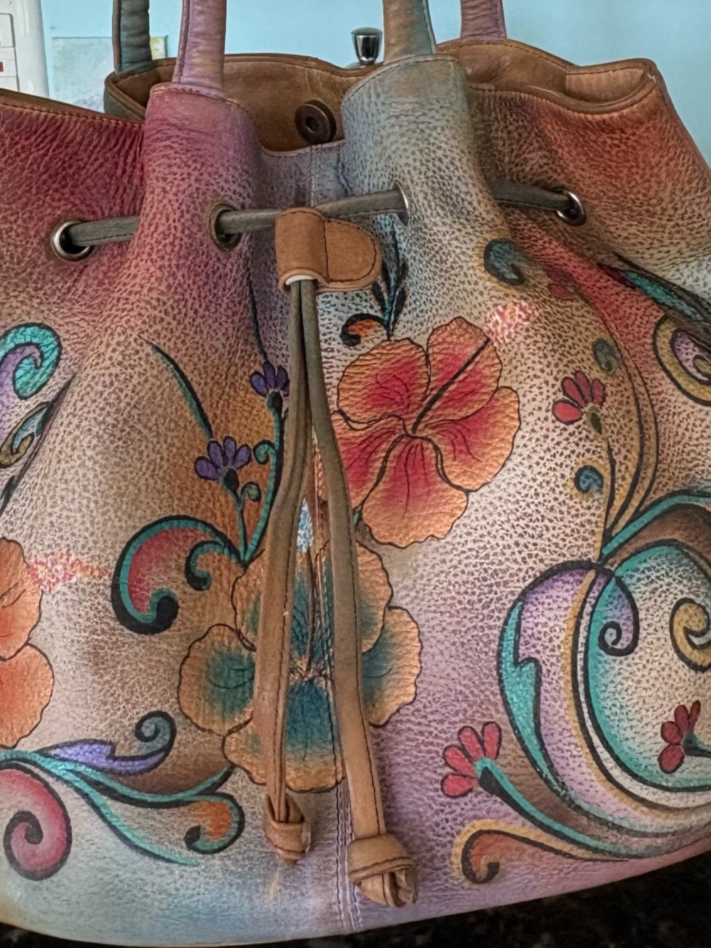 ONE OF A KIND HAND PAINTED ANUSCHKA BUCKET STYLE TOTE HANDBAG
